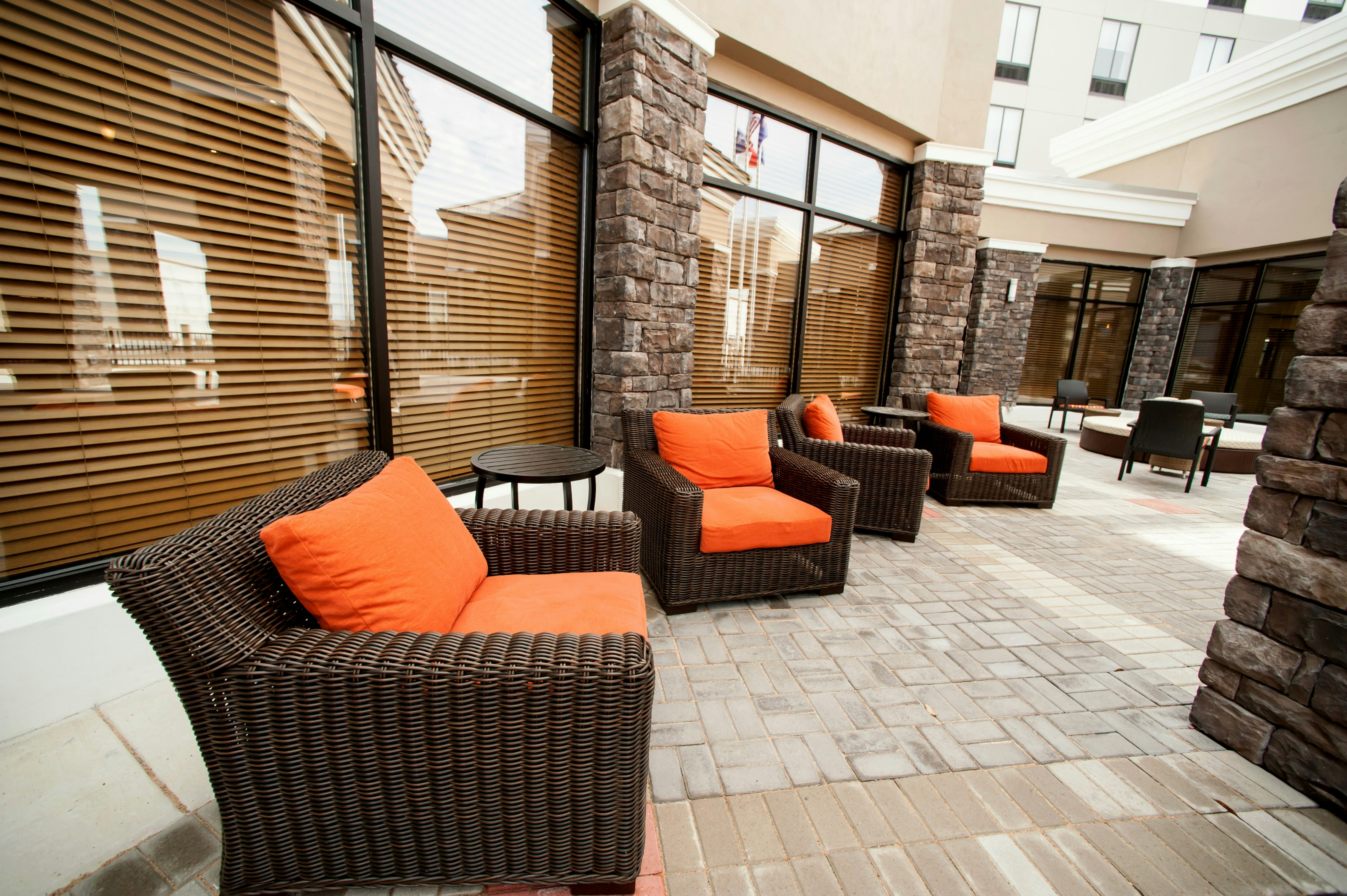 HILTON GARDEN INN SAN ANTONIO-LIVE OAK CONFERENCE CENTER 51/76