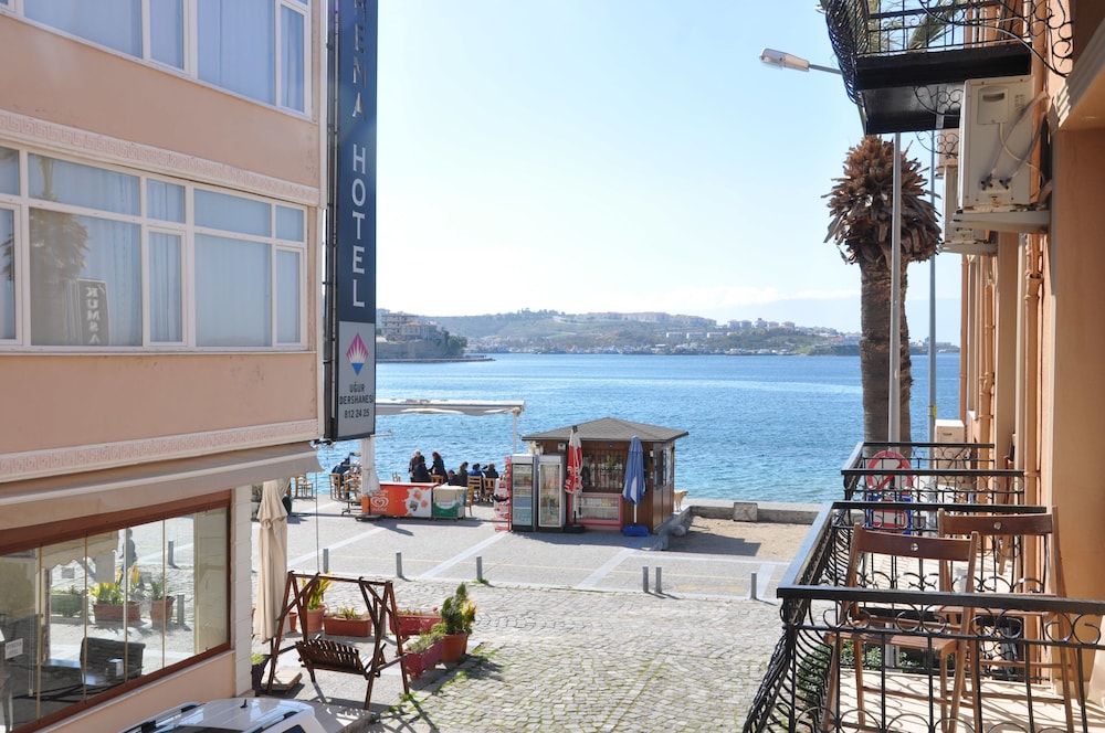 Foca Kumsal Hotel 44/50