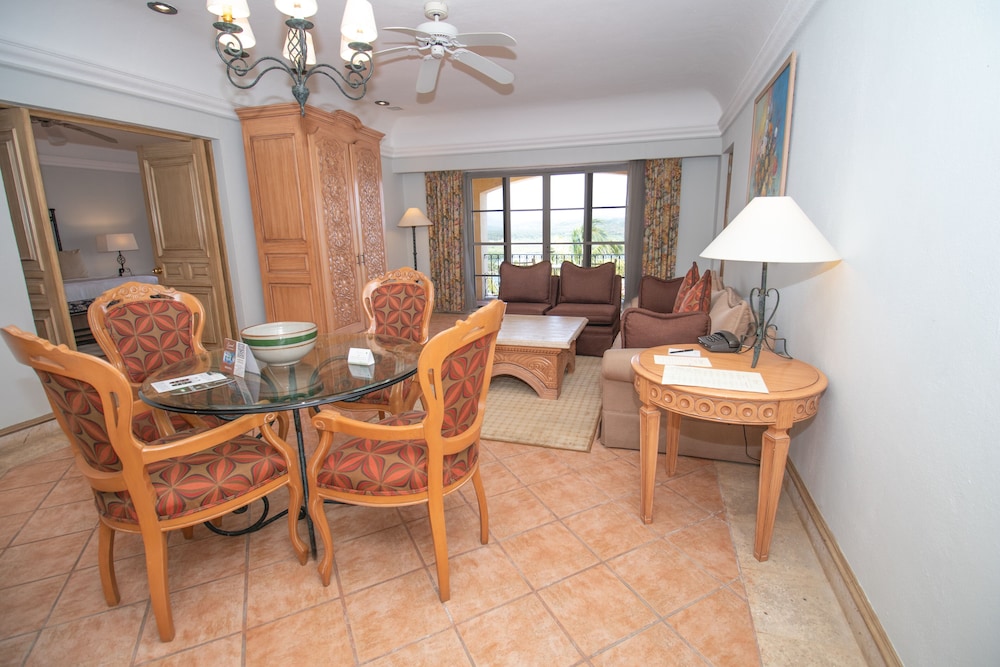 Grand Isla Navidad Golf & Spa Resort with Marina 24/50