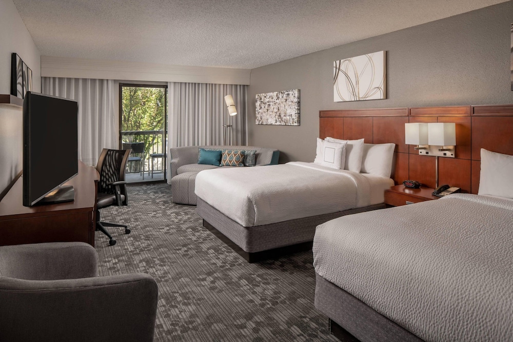 Courtyard Baton Rouge Siegen Lane 6/33