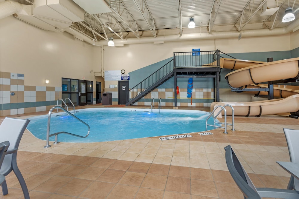 swimming pool spa