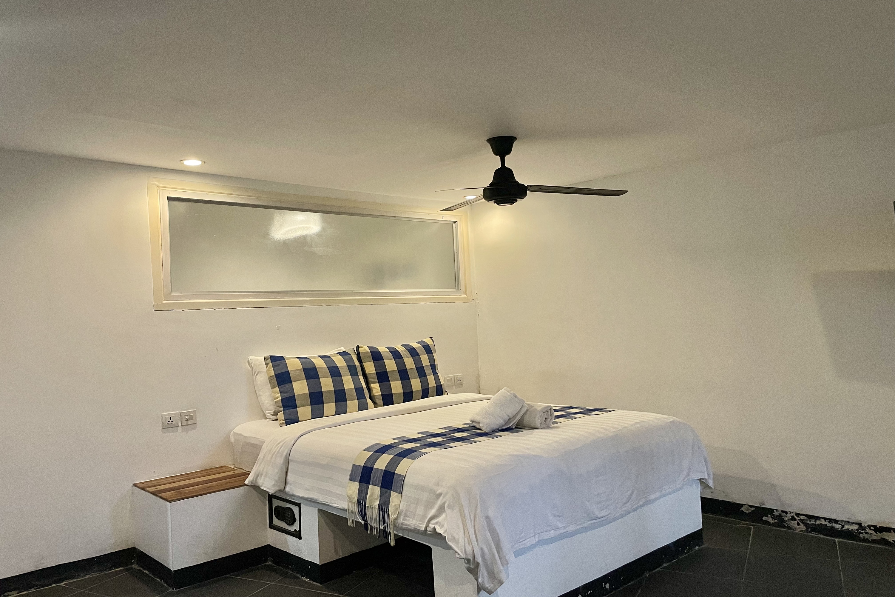 جناح، Taman Unique Hotel 4/5