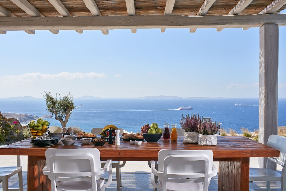 AMMOS VILLAS IN HOULAKIA 14/37