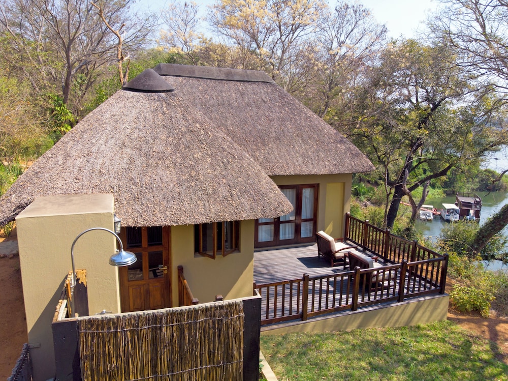 Divava Okavango Resort Spa 6/50