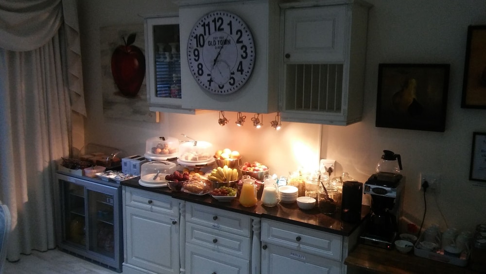 Altona Guest House 1/19