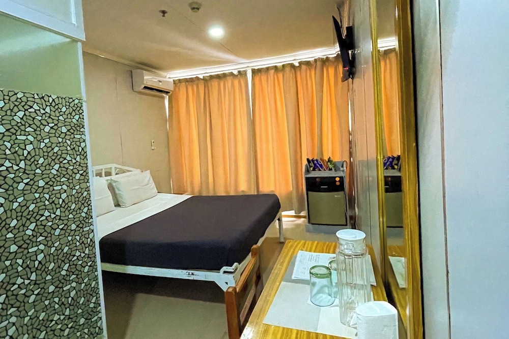 Hotel Uno 25/50