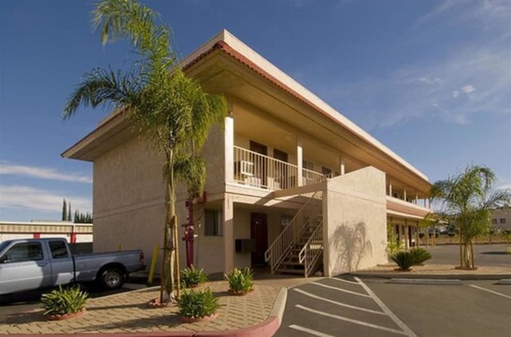 Americas Best Value Inn Calimesa 1/18