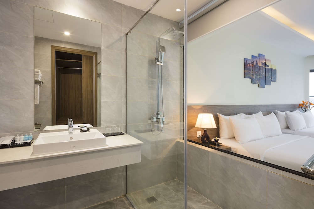Xavia Hotel 17/72