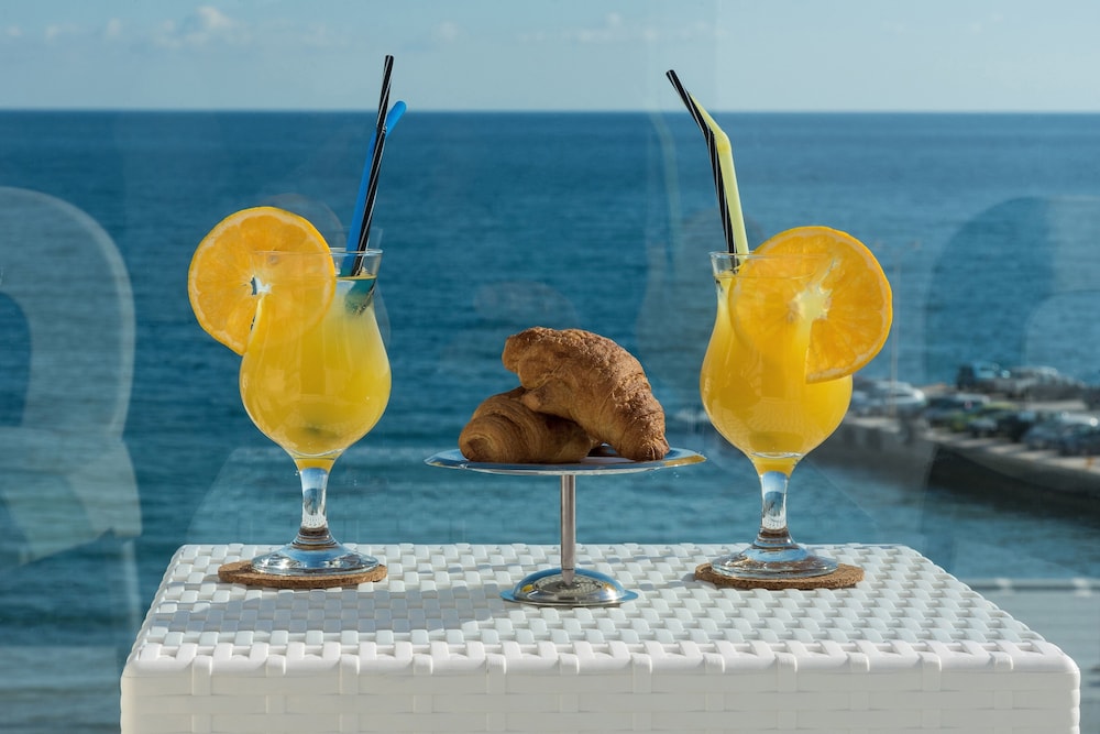 Coral Boutique Hotel 43/59