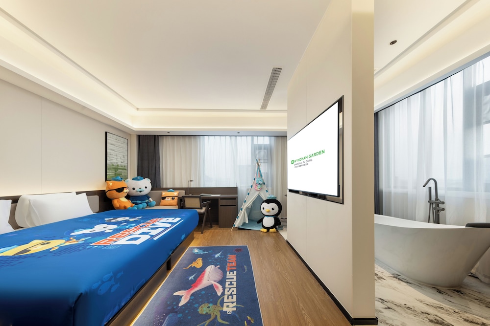 Vienna International Hotel Shanghai Pudong Huinan 17/50