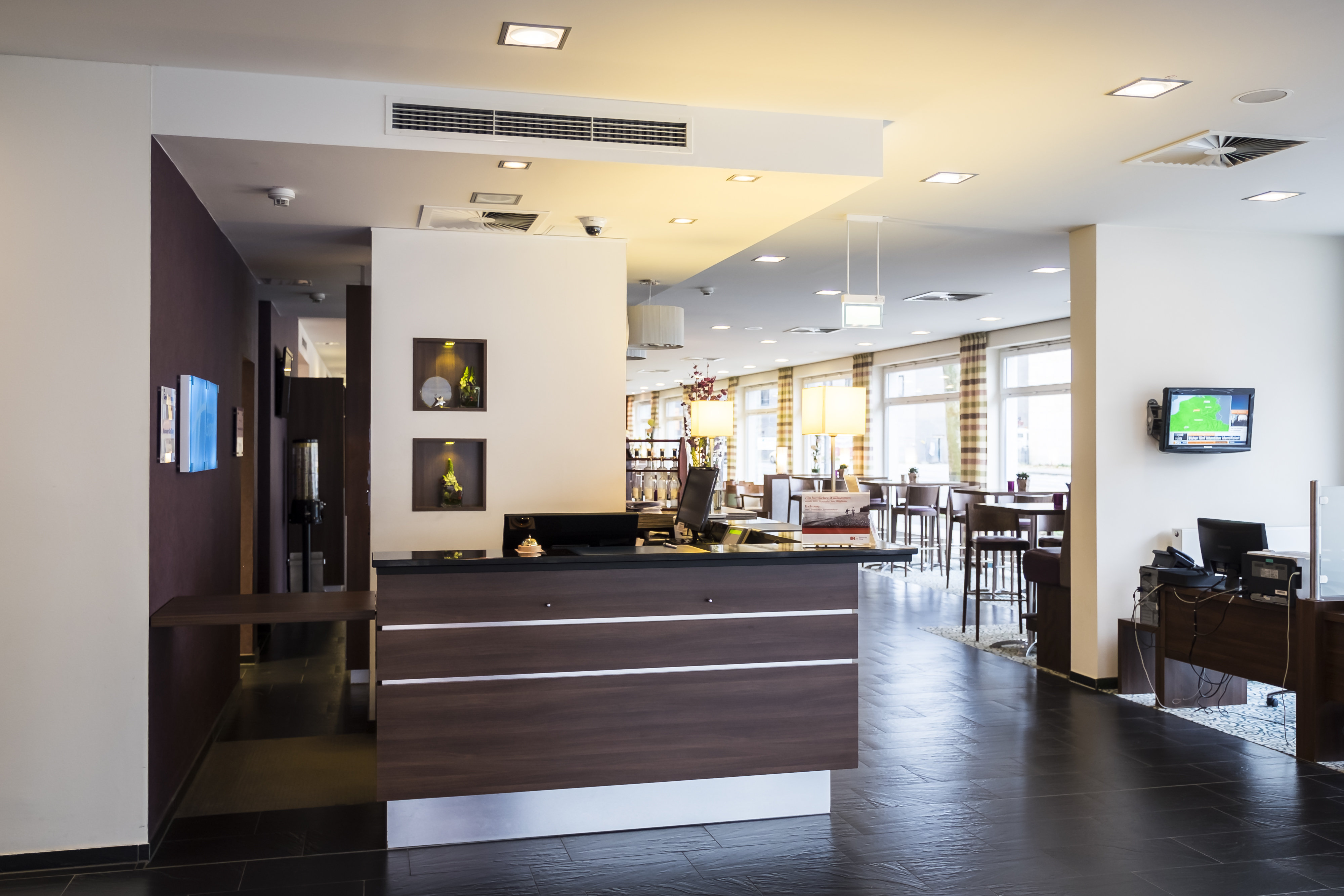 Holiday Inn Express Guetersloh 7/25