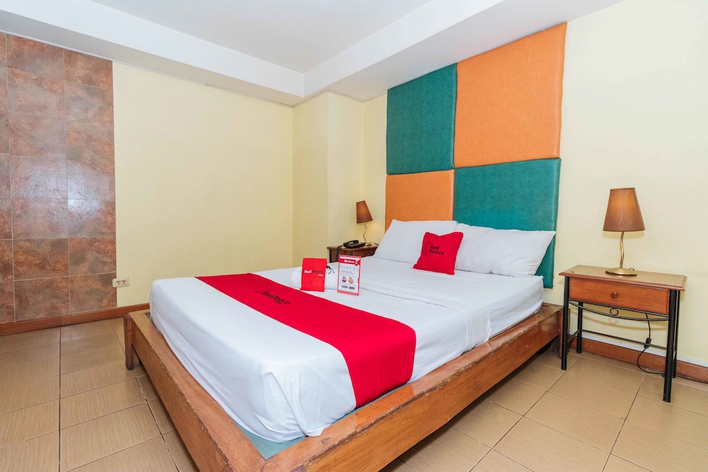 Reddoorz Timog Avenue Quezon City 16/58