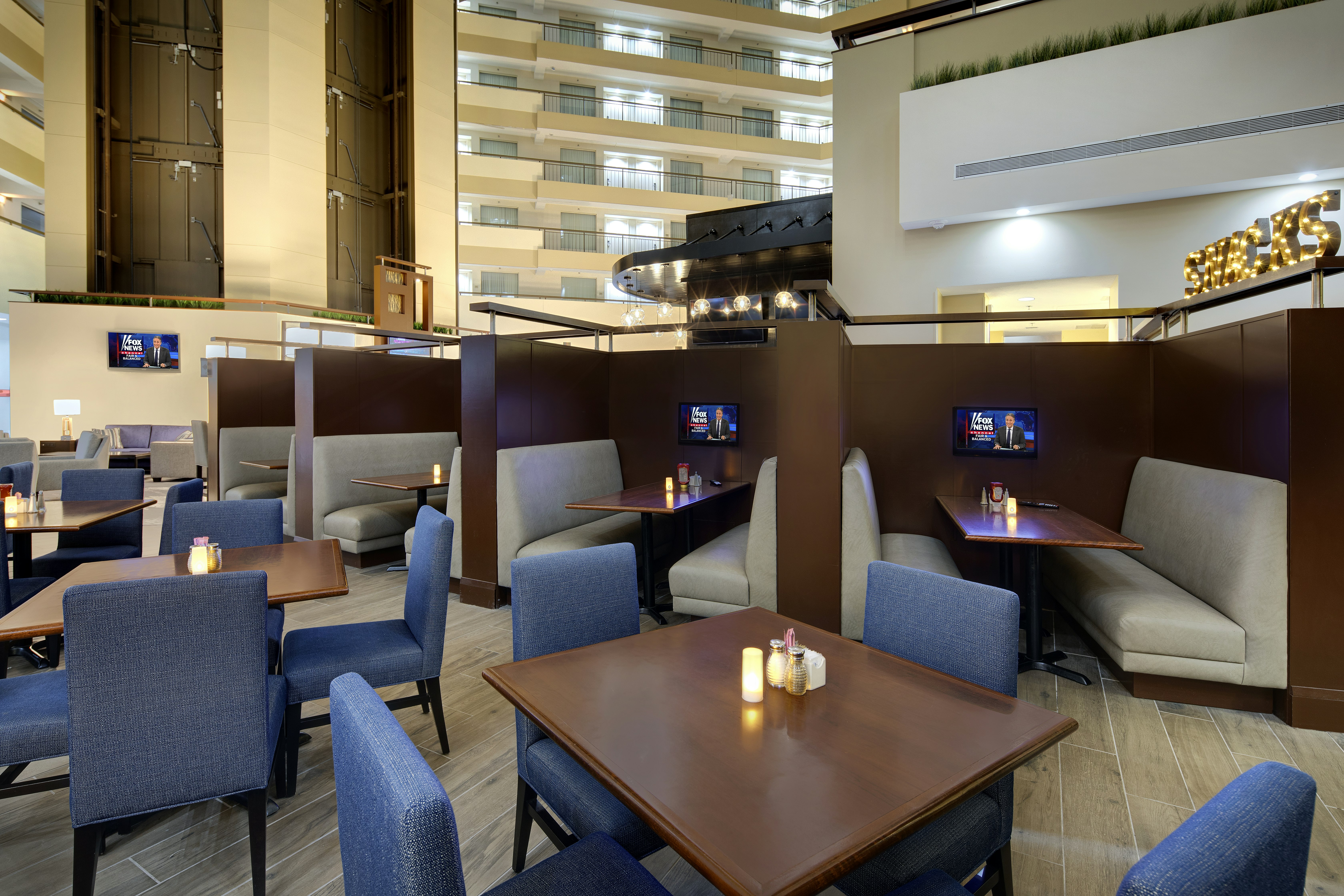 Embassy Suites by Hilton Detroit Troy Auburn Hills 52/77