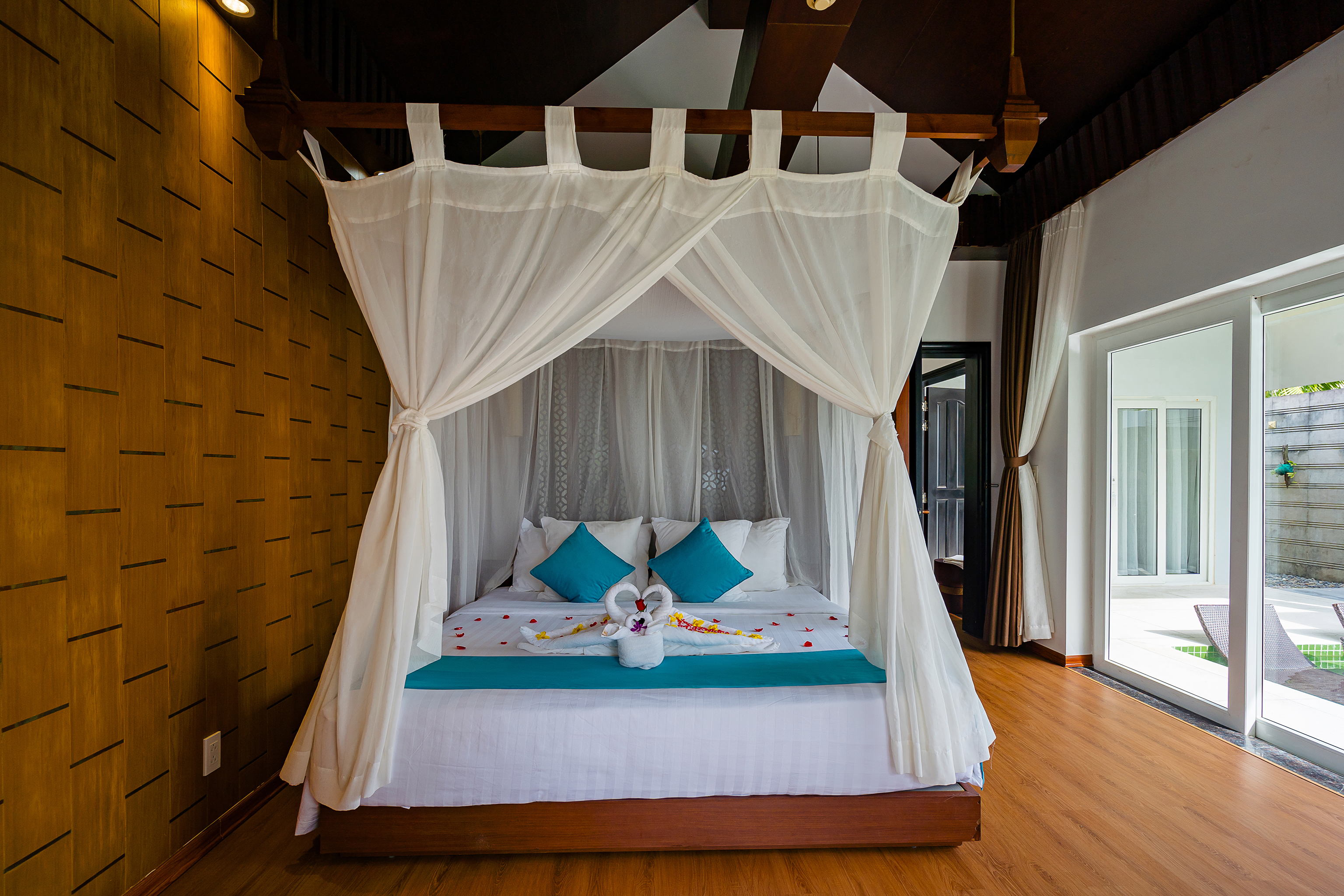 Villa, Beach Front