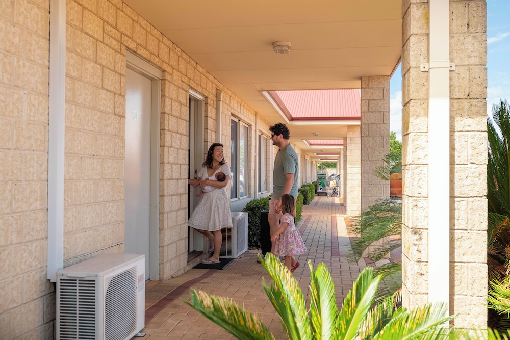 Bunbury Apartment Motel 9/50