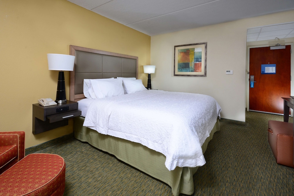 Hampton Inn Raleightown of Wake Forest 28/57