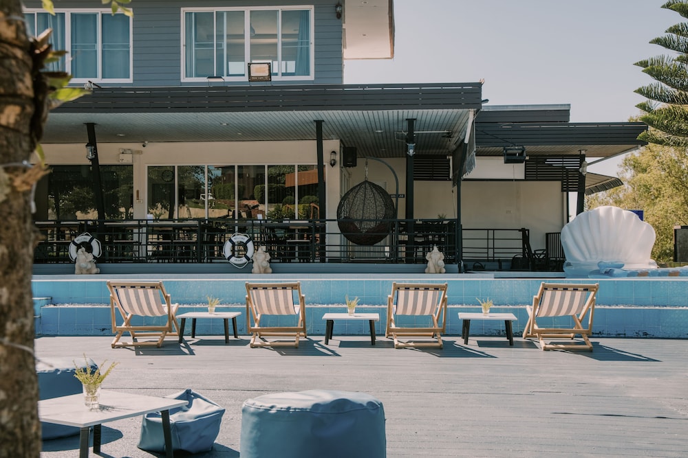Mossview Resort 1/72