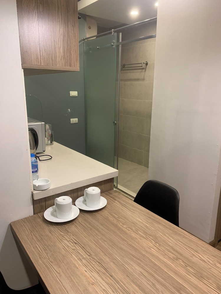 Unique Serviced Apartment 23/34