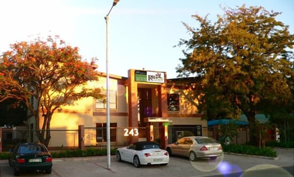 Rustenburg Boutique Hotel 35/50