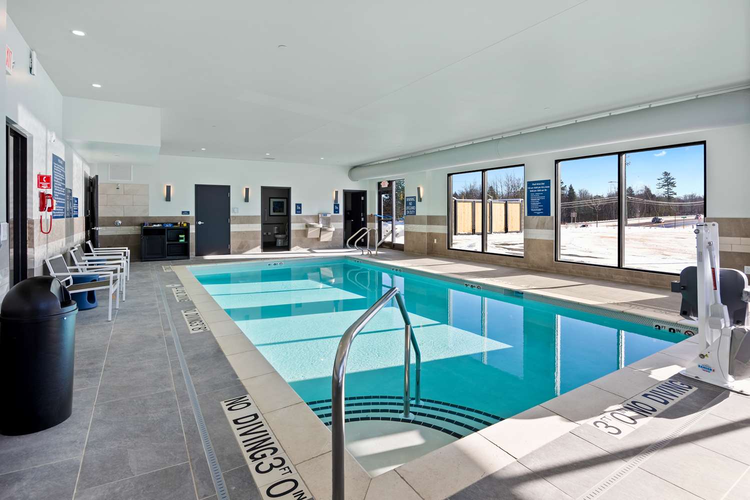 Best Western Plus Marquette Hotel and Suites 2/5