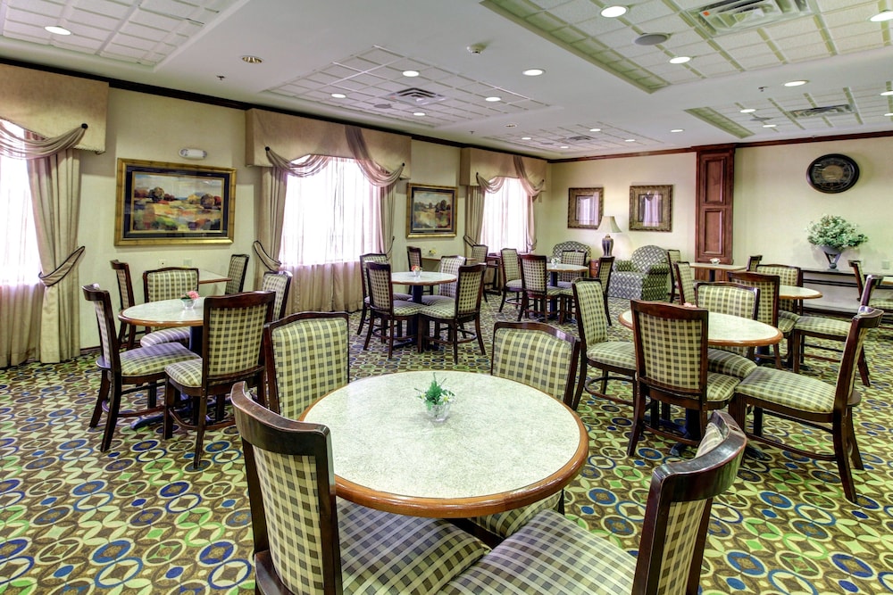 Holiday Inn Express Hotel Suites San Angelo 41/58