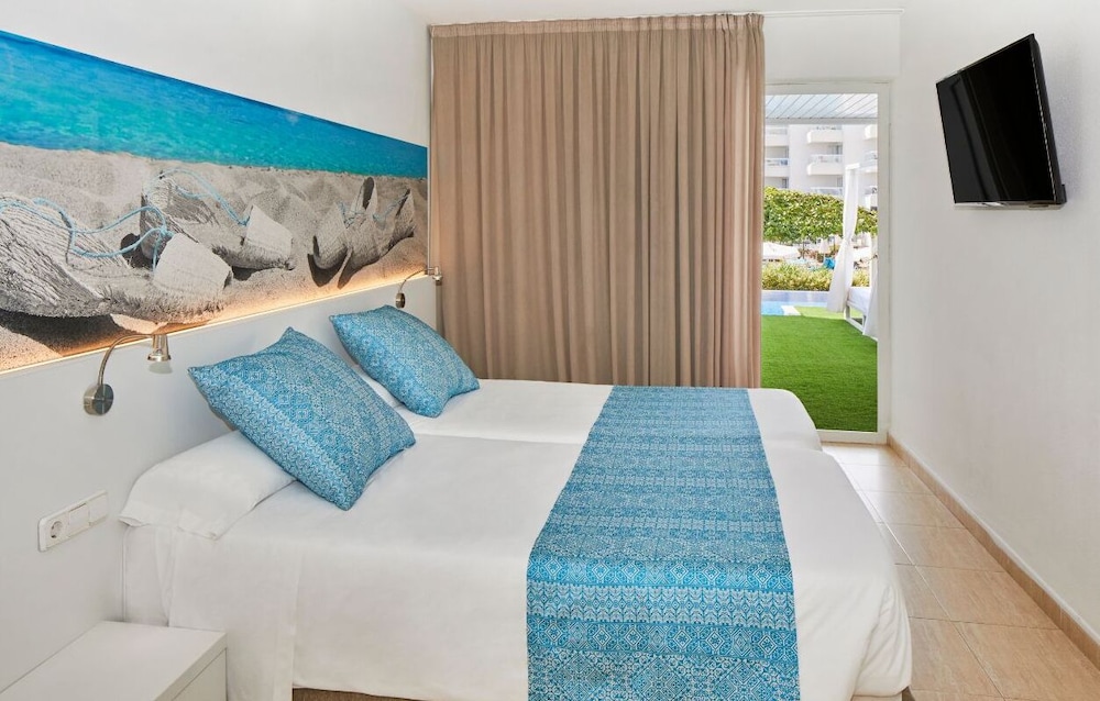 Select, Swim Up, Suite, Twin Beds, Garden View, Sofa، Tropic Garden Hotel & Apartments 2/4