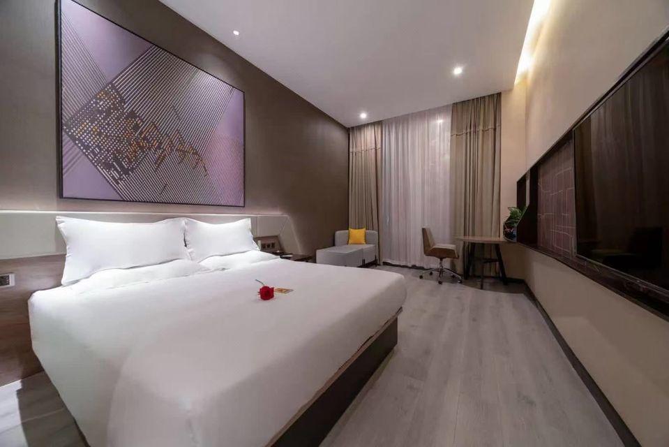 Boutique, Double Bed
