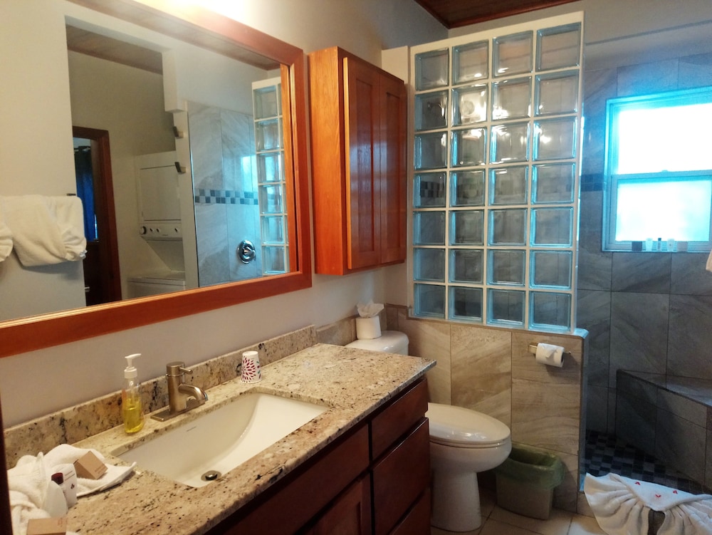 Tres Cocos Resort 66/67