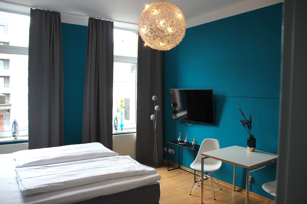 DOMSTERN HOTEL 23/64