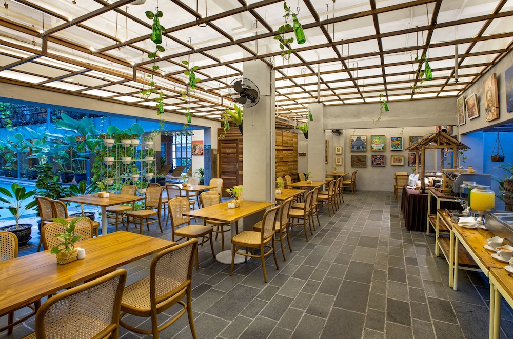 GREENHOST BOUTIQUE HOTEL 53/66