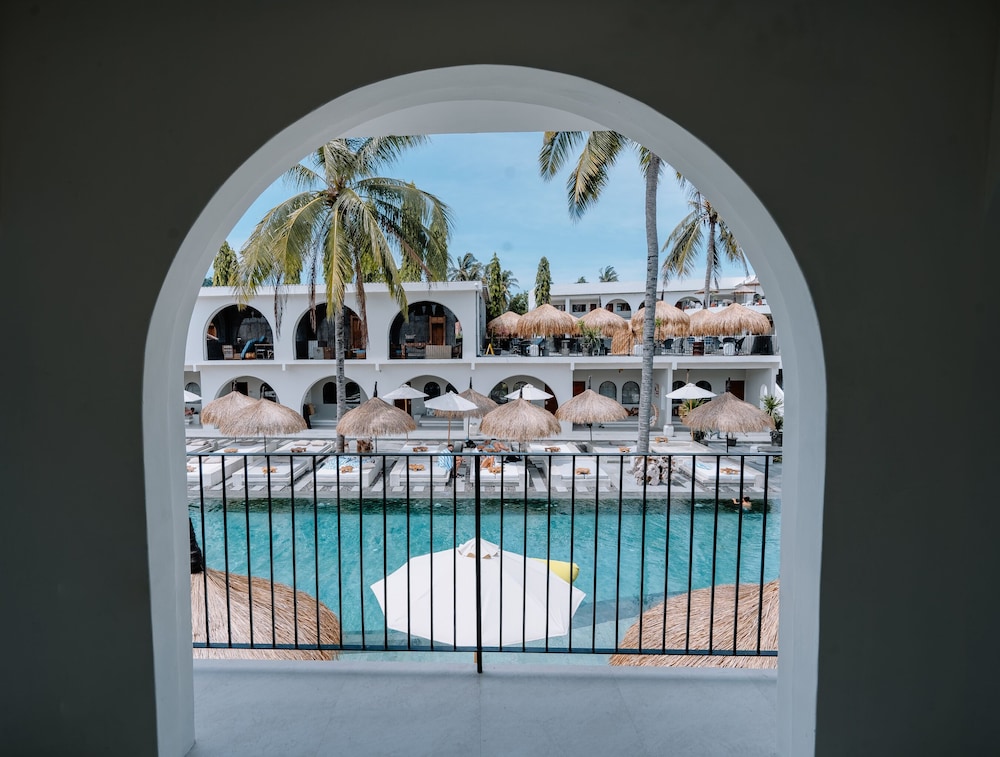 El Tropico Boutique Hotel 2/50
