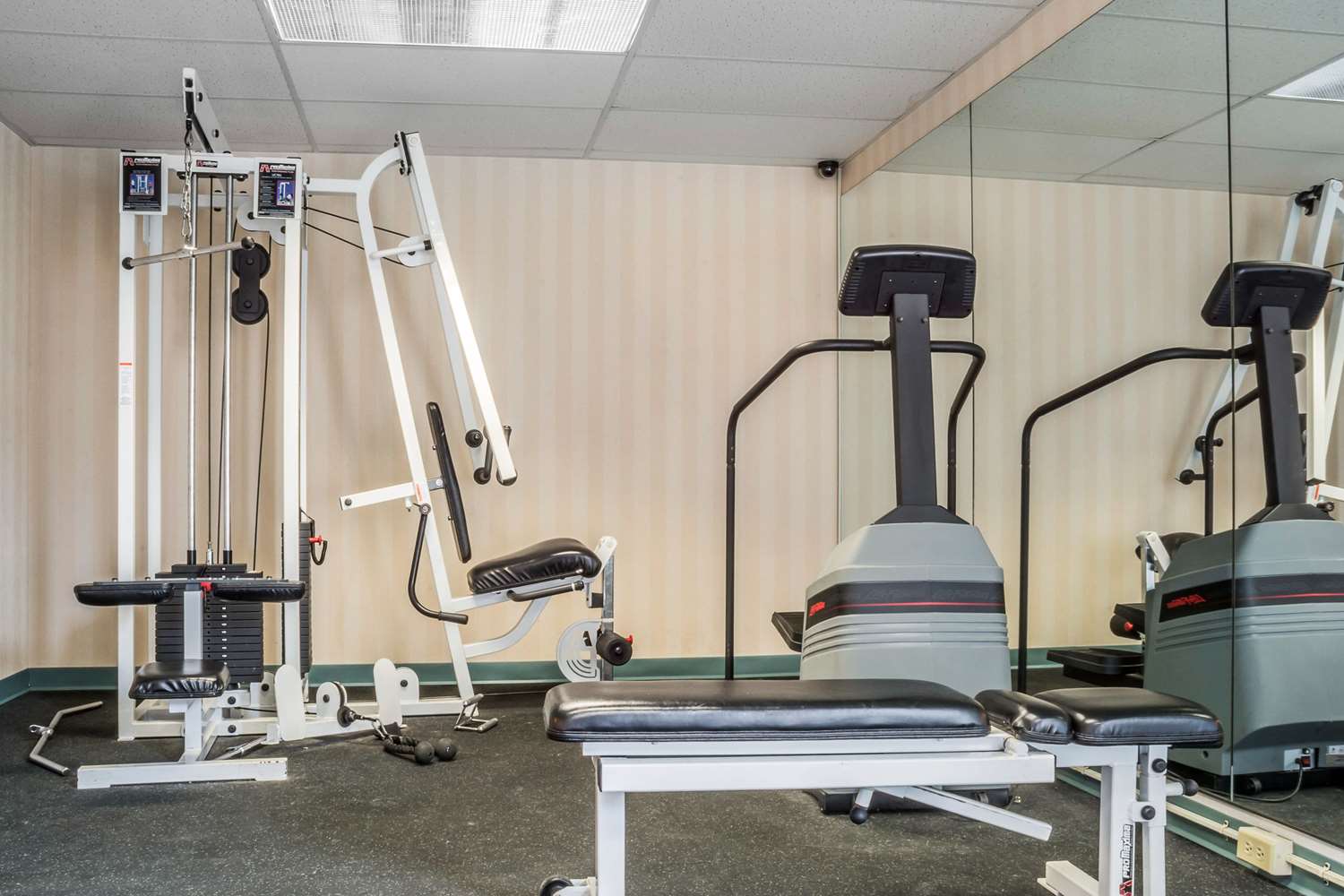 Quality Inn & Suites Mansfield 7/18