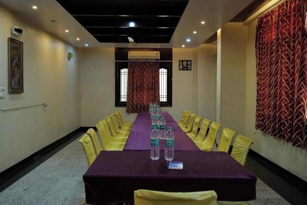 Hotel Jinendra Inn Jaipur 42/48