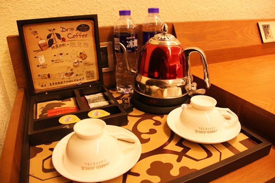 James Joyce Coffetel (Qinhuangdao Qinhuangdao Railway Station Wanda Plaza) 35/64
