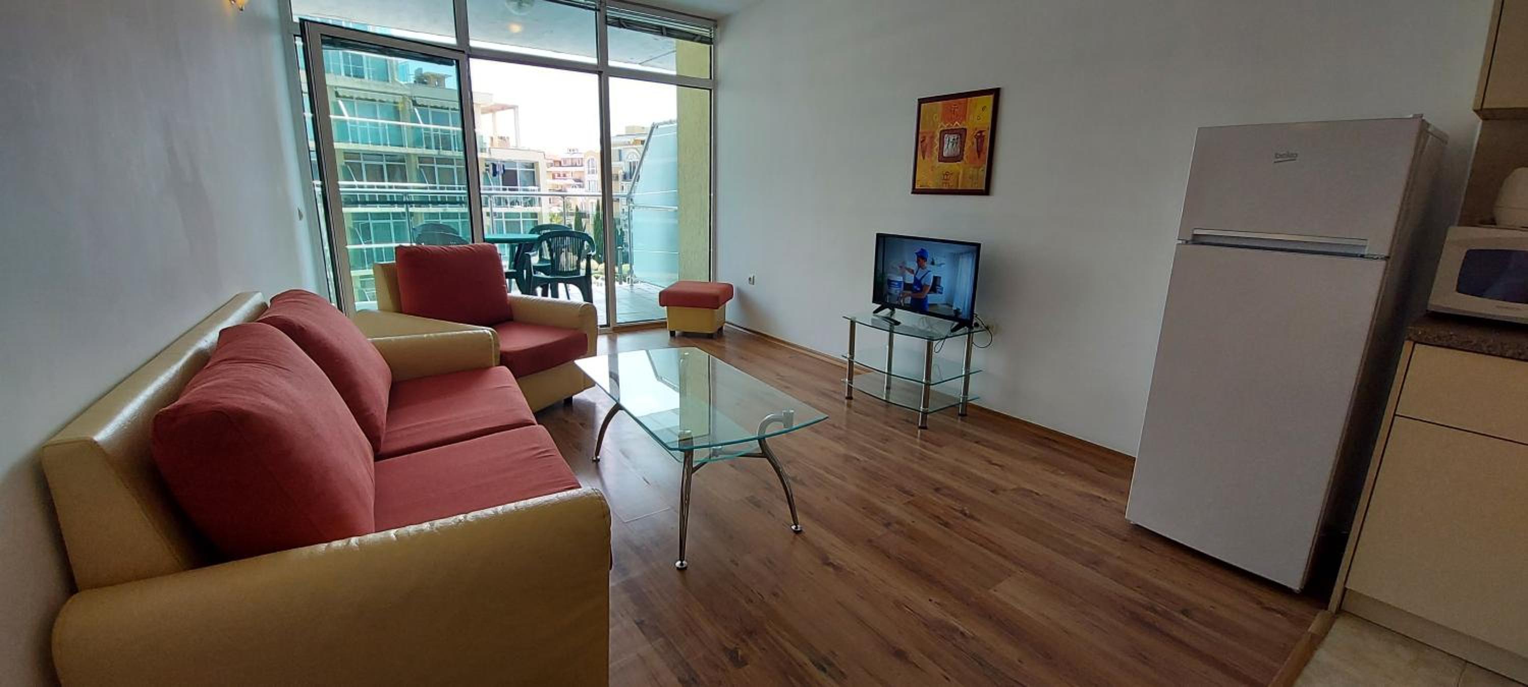 Julia Family Apartments 32/62
