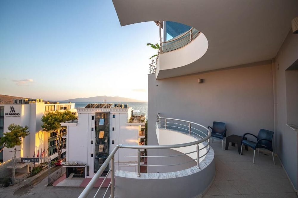 HOTEL SEASIDE SARANDA 43/52