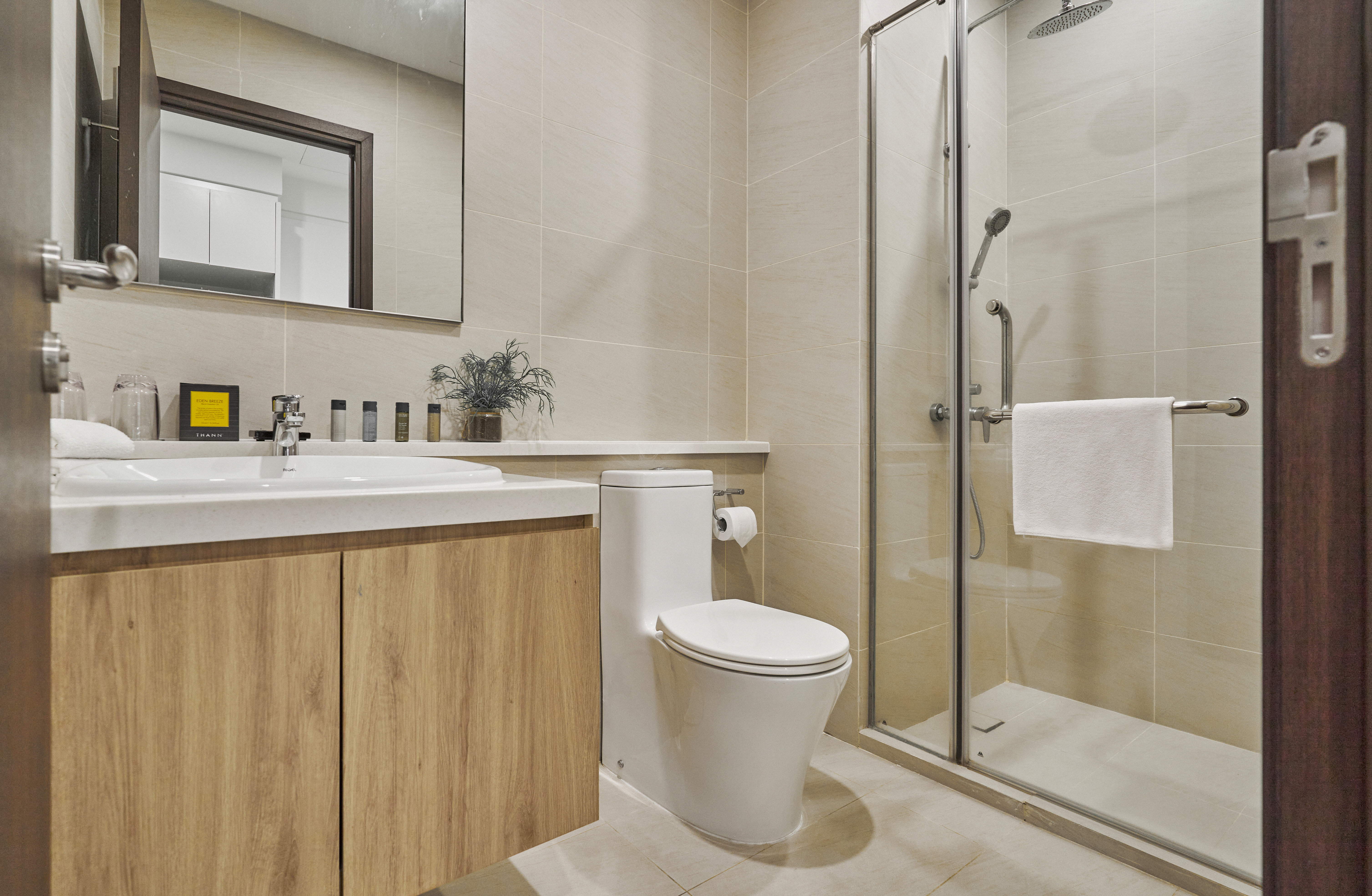RichLane Residences by Oakwood 32/35