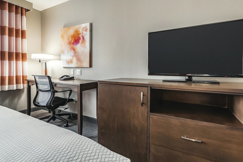La Quinta Inn And Suites By Wyndham Seattle Federal Way 43/49