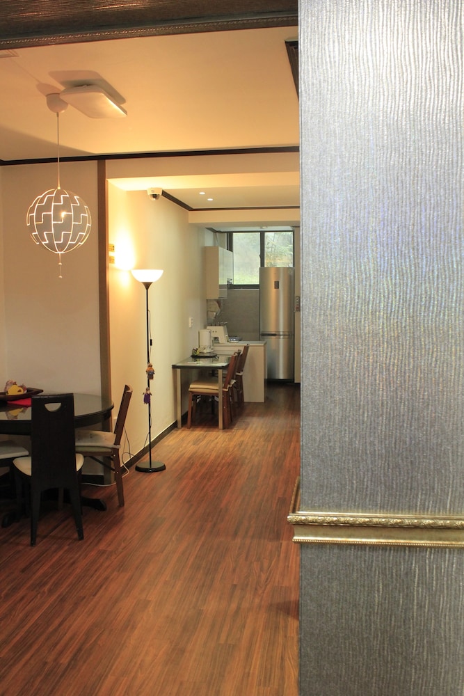 Jiwoljang Guest House 35/50