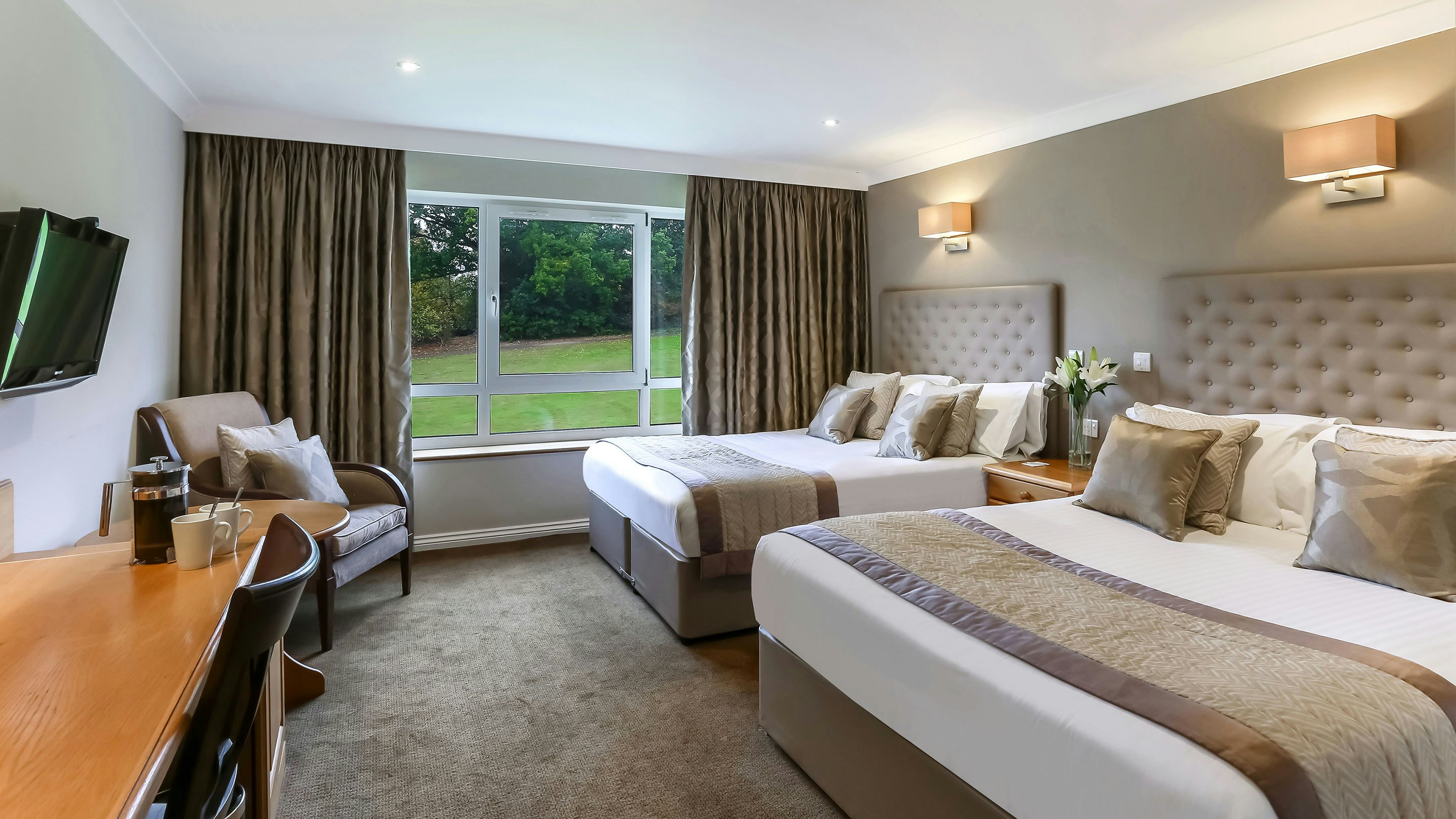 Stoke By Nayland Hotel 15/80