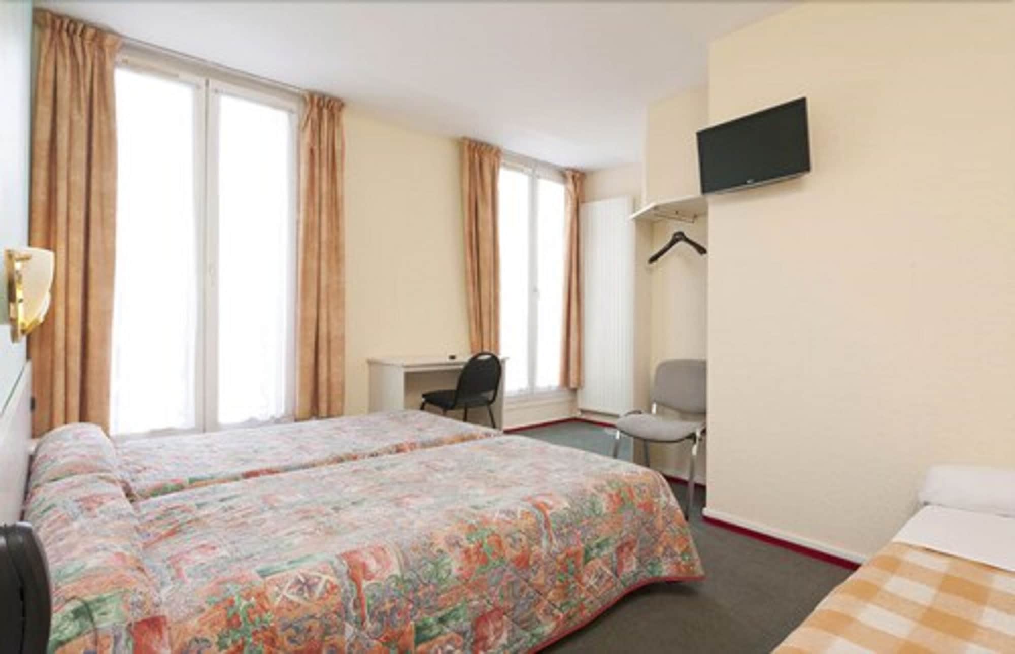 ROOM, TRIPLE