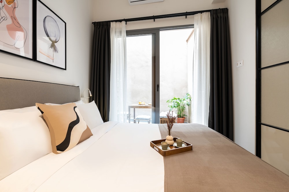 Play Psyri Athens, a member of Brown Hotels 11/49