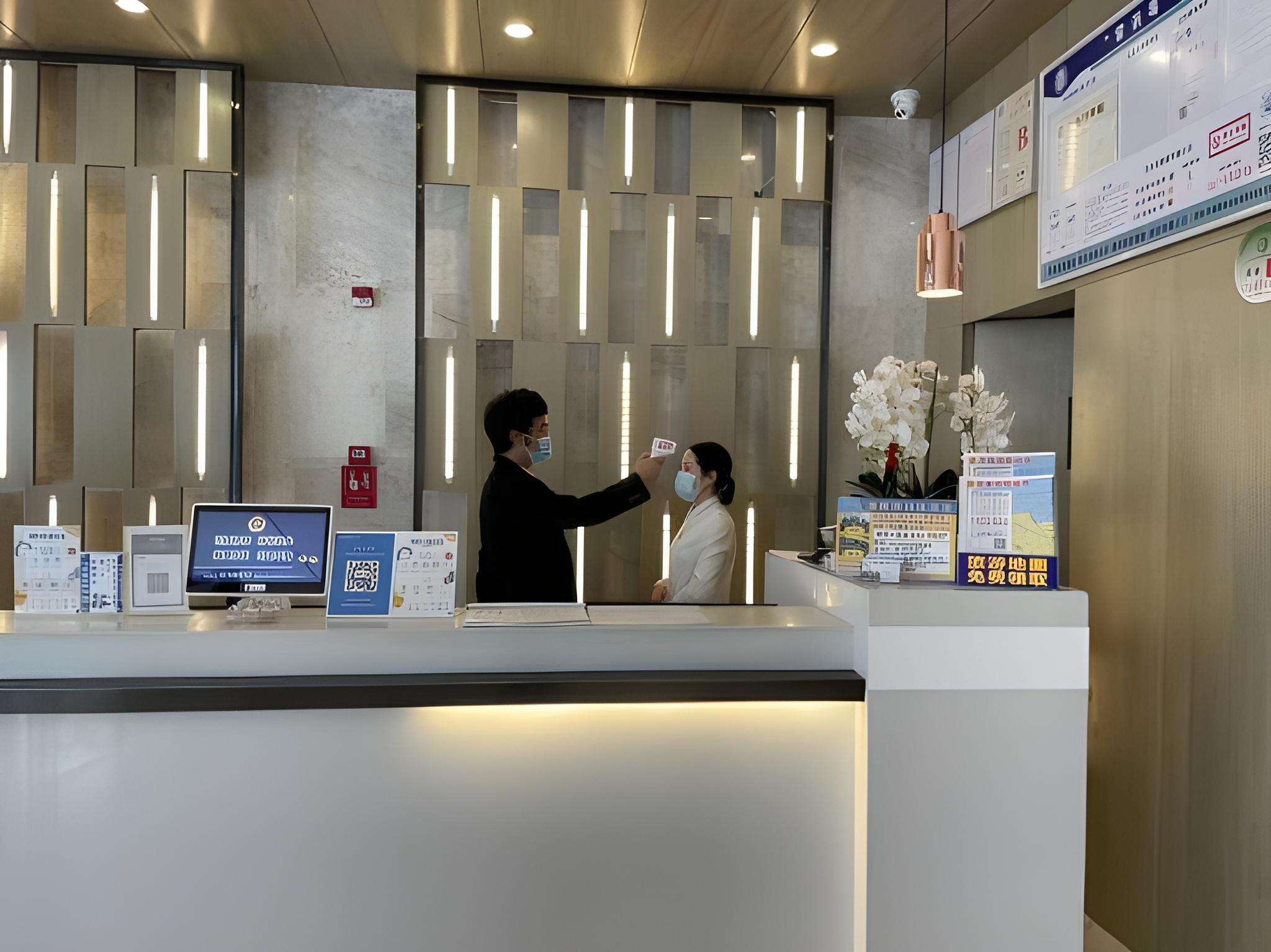 Echarm Hotel (Kunming Railway Station Huancheng South Road Metro Station) 9/50