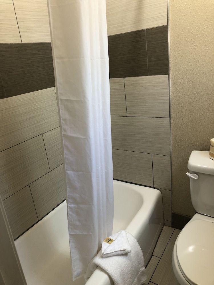 Mountain View Inn 24/31