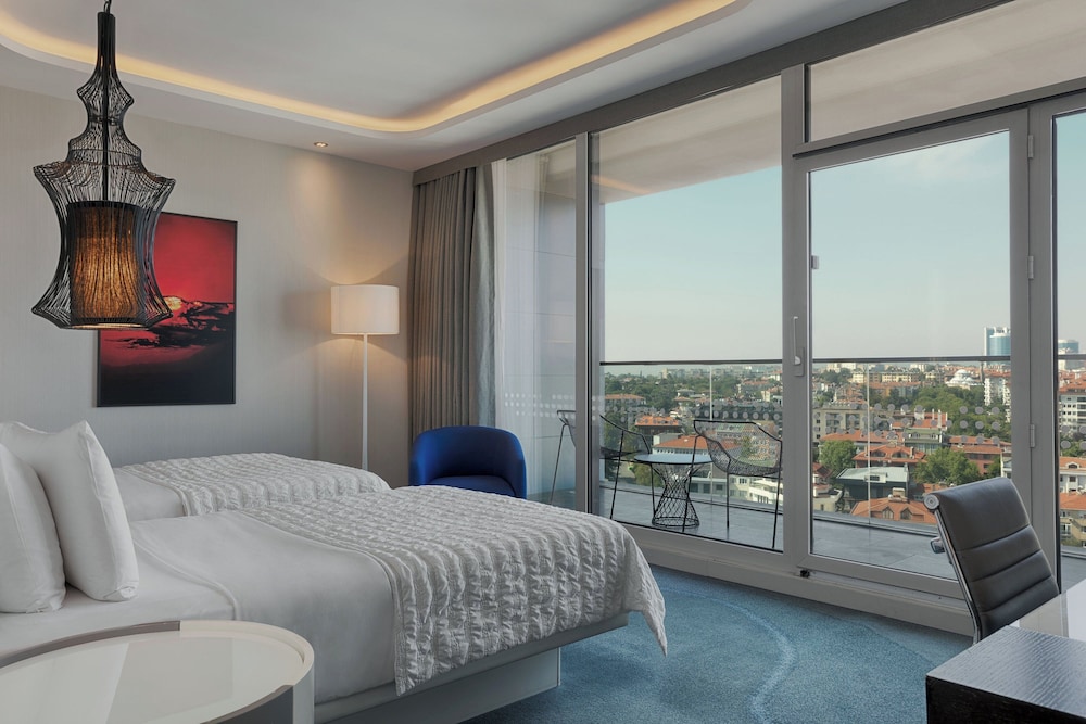 Executive, Twin Beds, Balcony