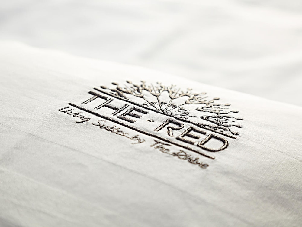 THE RED 22/62