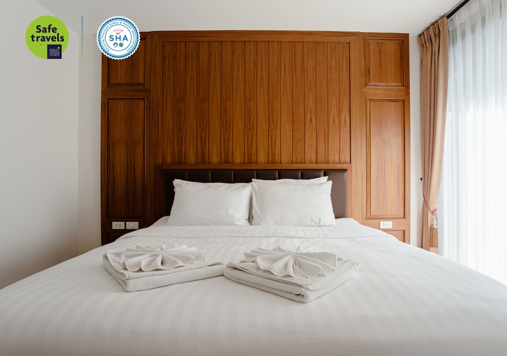 SUPERIOR, DOUBLE BED, GARDEN VIEW
