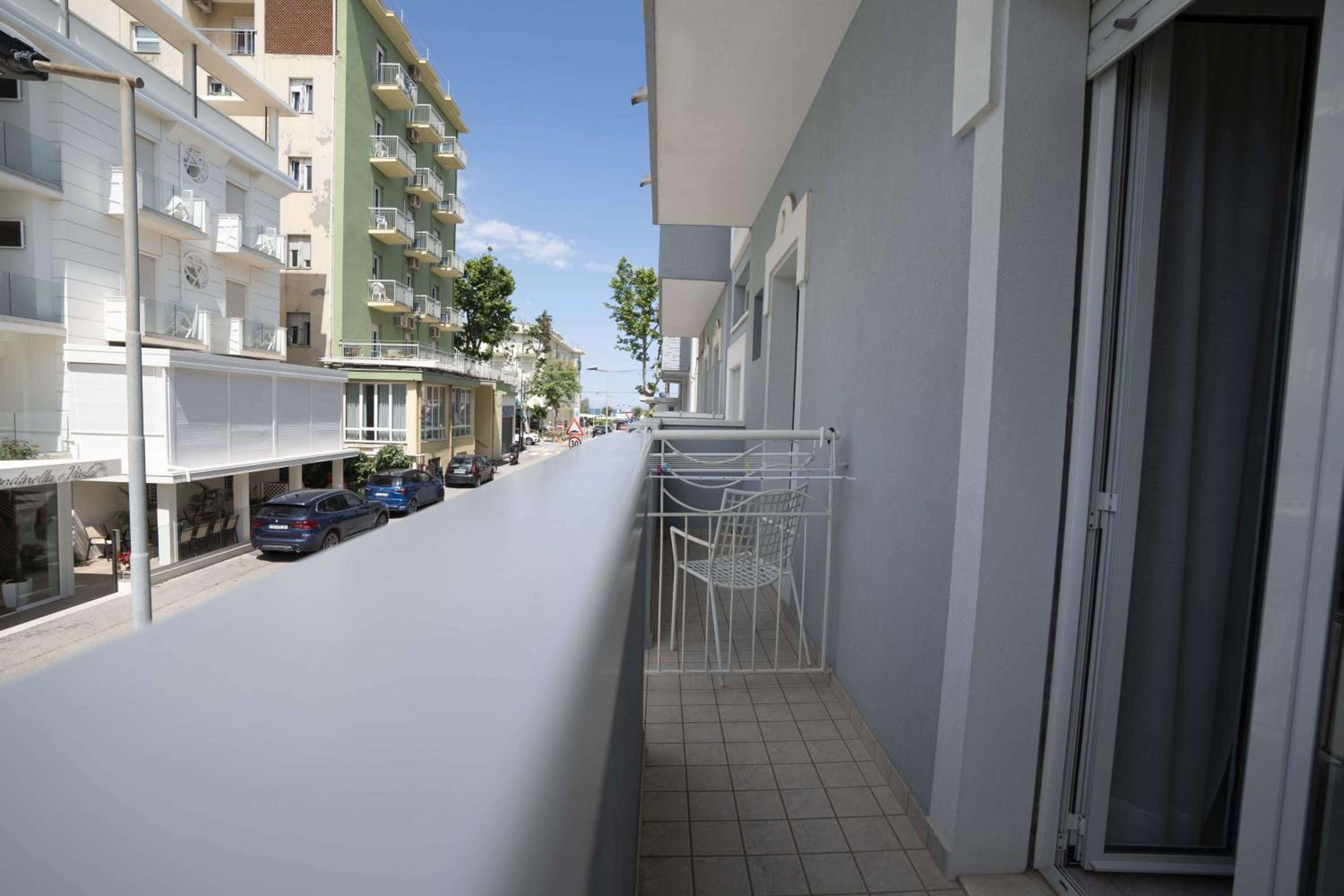 Odeon Hotel 39/47