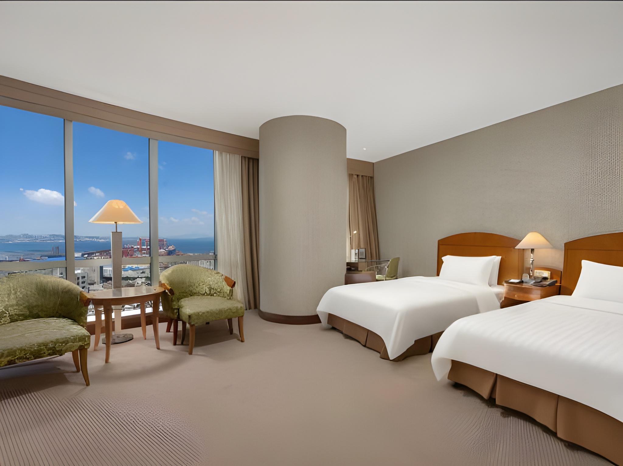Harbor, Twin Beds, Sea View