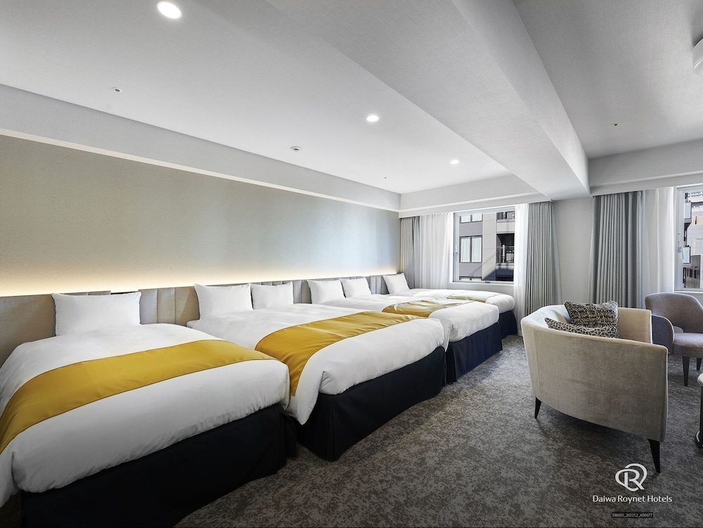 Junior Suite, 2 Double and Twin Beds، Daiwa Roynet Hotel Osaka Kitahama 2/4
